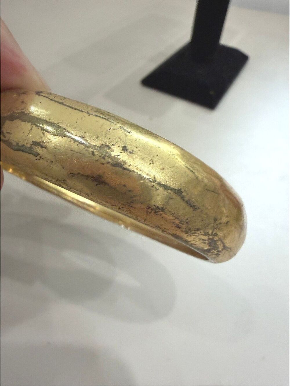 Stella & Dot Gold Tone Hinged Bangle Bracelet